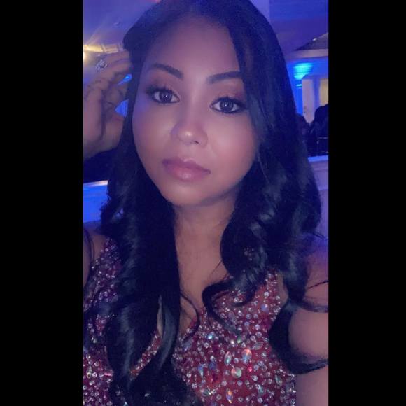 Meet your Posher, Sherry - Picture 1 of 1